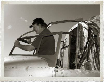 Ray & the DC-3 cockpit restoration  #2