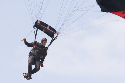 Army Special Ops - Black Daggers Parachute Team