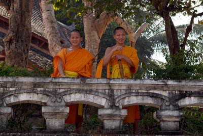 042 - Monks