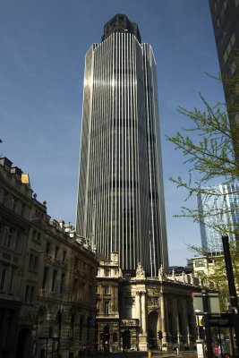 Tower 42 from Gracechurch Street