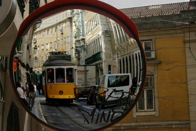 Lisbon_mirror.jpg