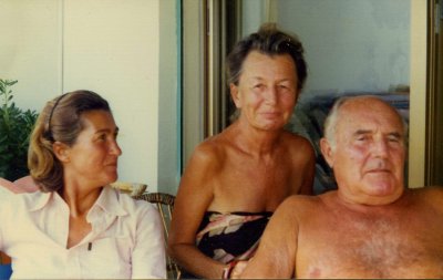1975  g