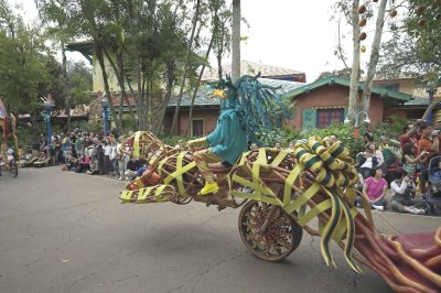 Parades_06_06.jpg
