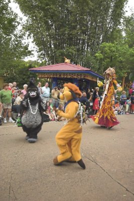 Parades_06_18.jpg