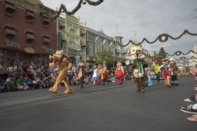 Parades_06_25.jpg