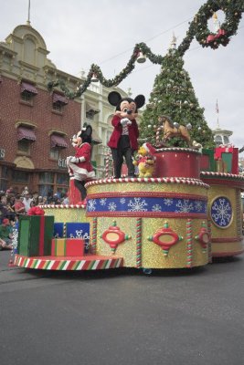 Parades_06_29.jpg