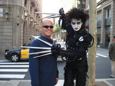 Making new friends??!! (Barcelona, Sp. 2006)