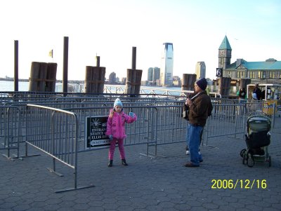 The New Statue of Liberty!! (NYC 2006)