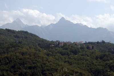 Small hill town northeast of Tellaro