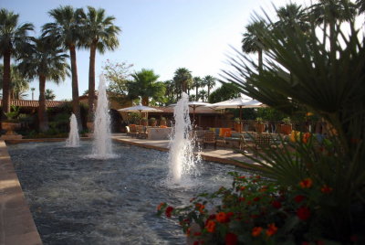 Fountains of Royal Palms