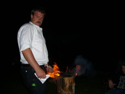 Frank beim Eier machen