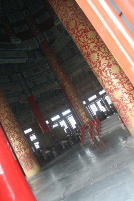 inside the temple of heaven.jpg