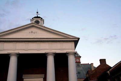 Bluemont Concerts At The Old Courthouse.