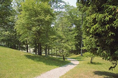 Innisfree Garden in Spring