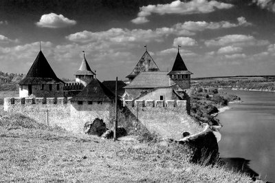 Khotyn_3bw.jpg