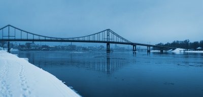 Kiev. Foot-bridge to the Trukhanov Island.jpg