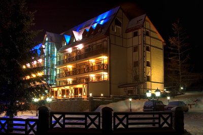 Edelweiss Hotel at Night.jpg