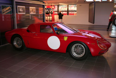 Ferrari_1957_250-testa-rossa