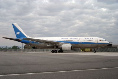 A300B4-203_YABAB_AFG