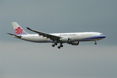 A330-302_FWWYM_CAL