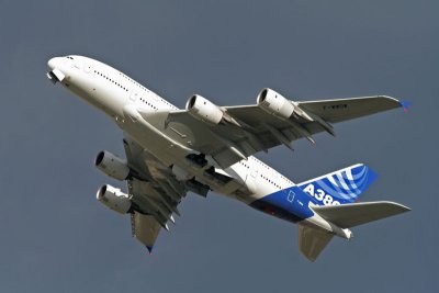 A380-841_001_FWWOW_04.jpg