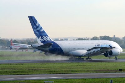 A380-841_001_FWWOW_11.jpg