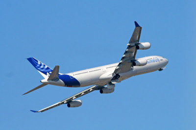 A340-311_FWWAI_03.jpg