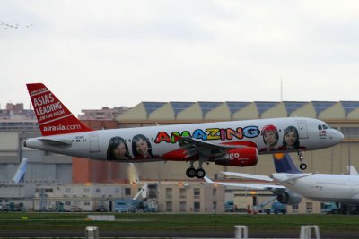 AXM_A320-214_FWWBC