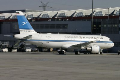 KAC_A320-212_9KAKD