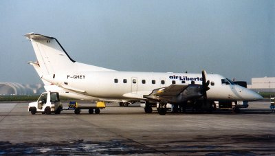 EMB120_FGHEY_FRS