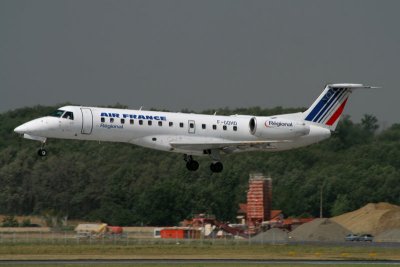 EMB135ER_FGOHD_RAE