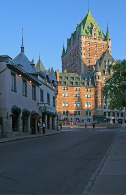 Quebec_Chateau-Frontenac.jpg