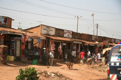 Roadside shops between Entebbe and Kampala