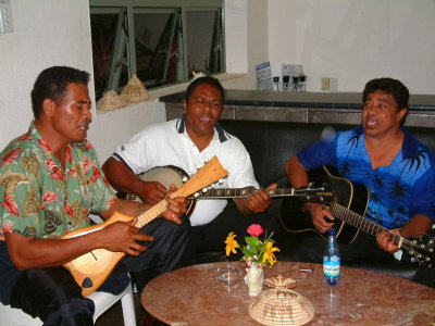 Musicians at Pua's