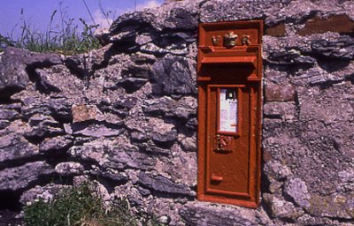 Blwch Llythyr.Letter Box. Elim Anglesey.