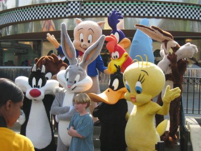 Looneys1.jpg