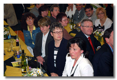 Die Prominenz.