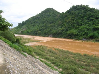 Dakrong River