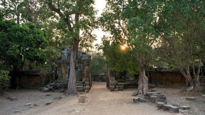 Ta Prohm - Entrance