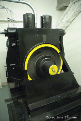 Gearless Elevator Machine-Driver end