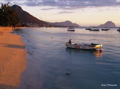 MauritianSunset_3.jpg