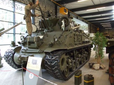 1927 Sherman M32B3 tank recovery