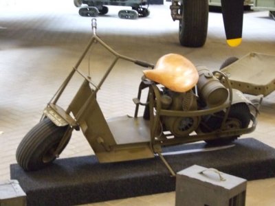1964 G683 Airborne scooter Cushman 53