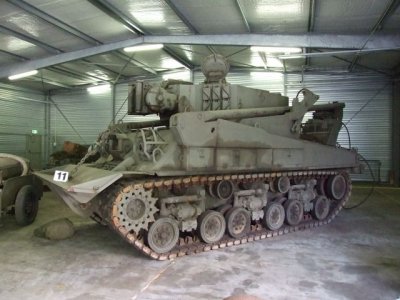 M-74 ARV-2 Sherman bergingstank
