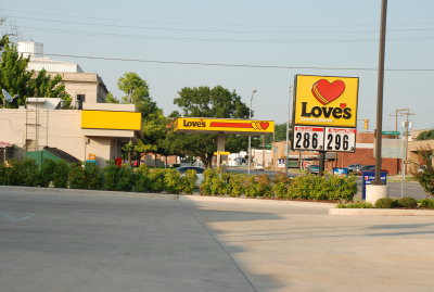 Love's Convenience Store