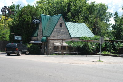 Bob's Pig Shop