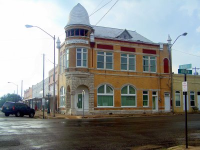 Bank building converted to Historical Society1.jpg