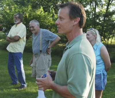 Jim praises the Baumert clan