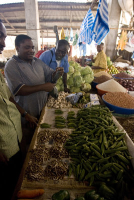 Market Bagamoyo_w.jpg