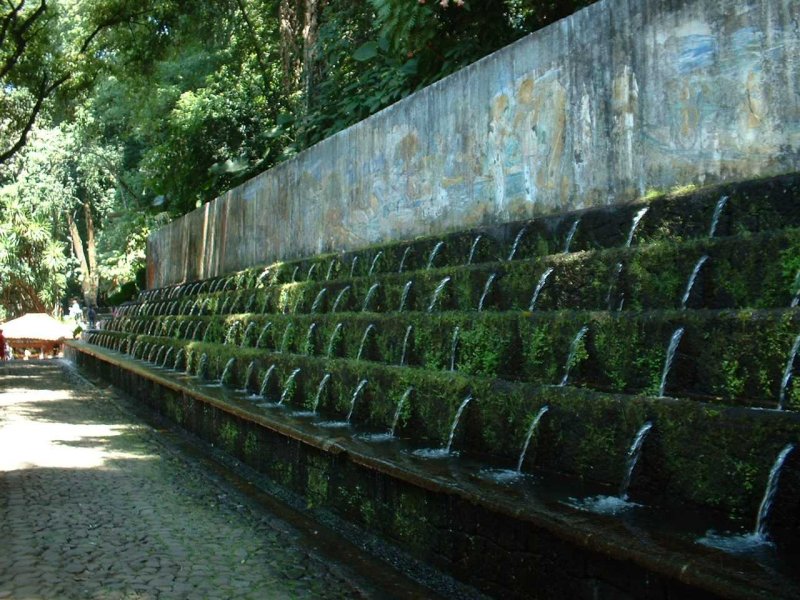 Parque Nacional: Watered wall